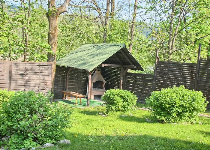 Pokoje Goscinne Za Wnukiem
